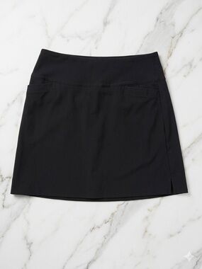 S.C. & Co. Black Tummy Control Golf Skort Pockets M
